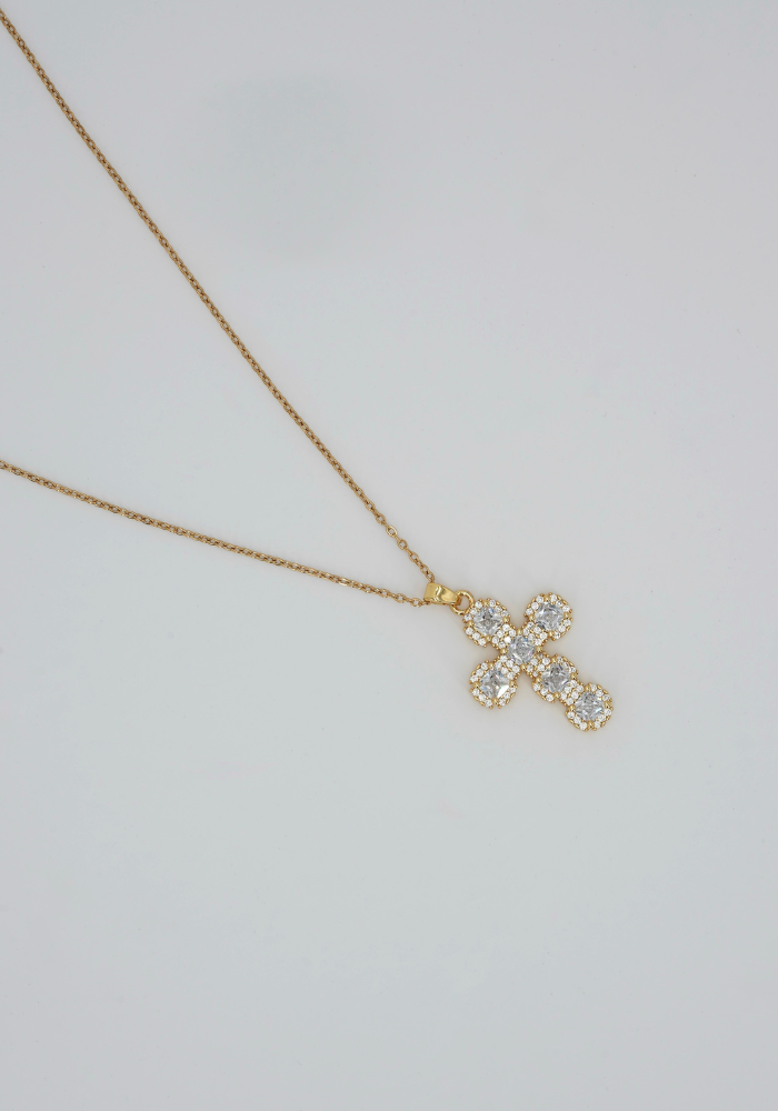 Àvelie Kette mit Kreuzanhänger